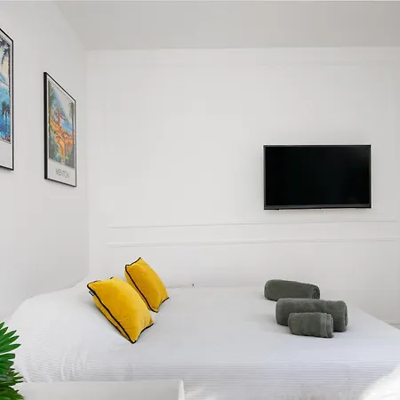 Frontiere Monaco - Somptueux Appartement - Hc Apartamento *