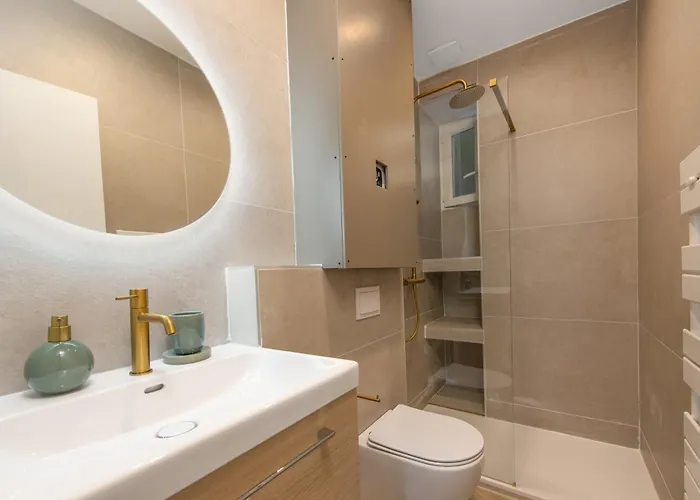 Serres Rdc - Somptueux 2 Pieces - Frontiere Monaco *