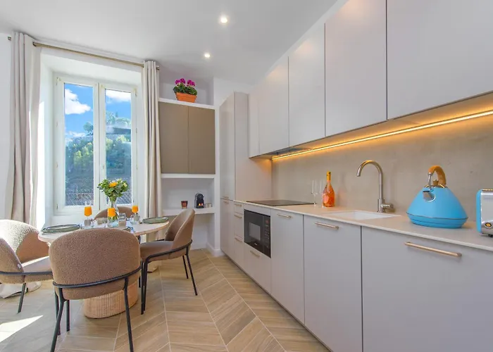 Serres Rdc - Somptueux 2 Pieces - Frontiere Monaco *