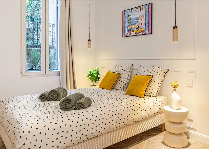 Serres Rdc - Somptueux 2 Pieces - Frontiere Monaco